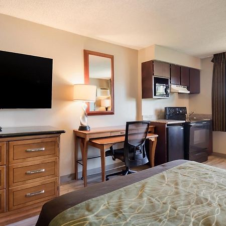 Rodeway Inn & Suites Hwy 217 & 26 W Portland Bagian luar foto