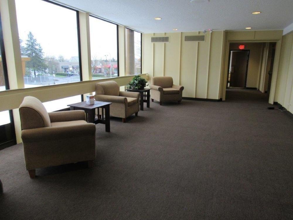 Rodeway Inn & Suites Hwy 217 & 26 W Portland Bagian luar foto