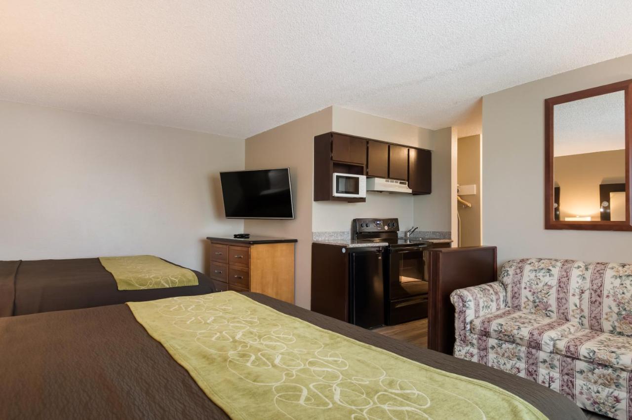Rodeway Inn & Suites Hwy 217 & 26 W Portland Bagian luar foto