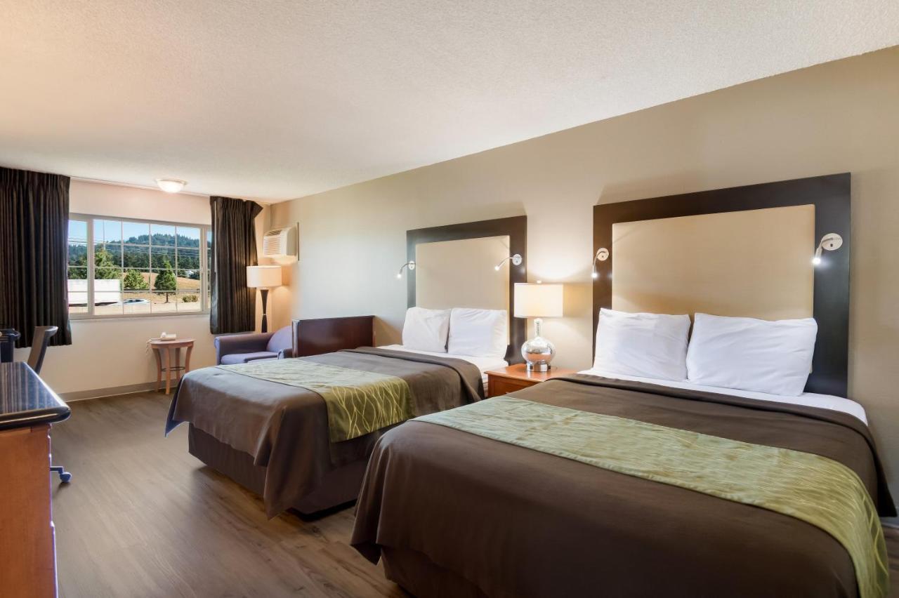 Rodeway Inn & Suites Hwy 217 & 26 W Portland Bagian luar foto