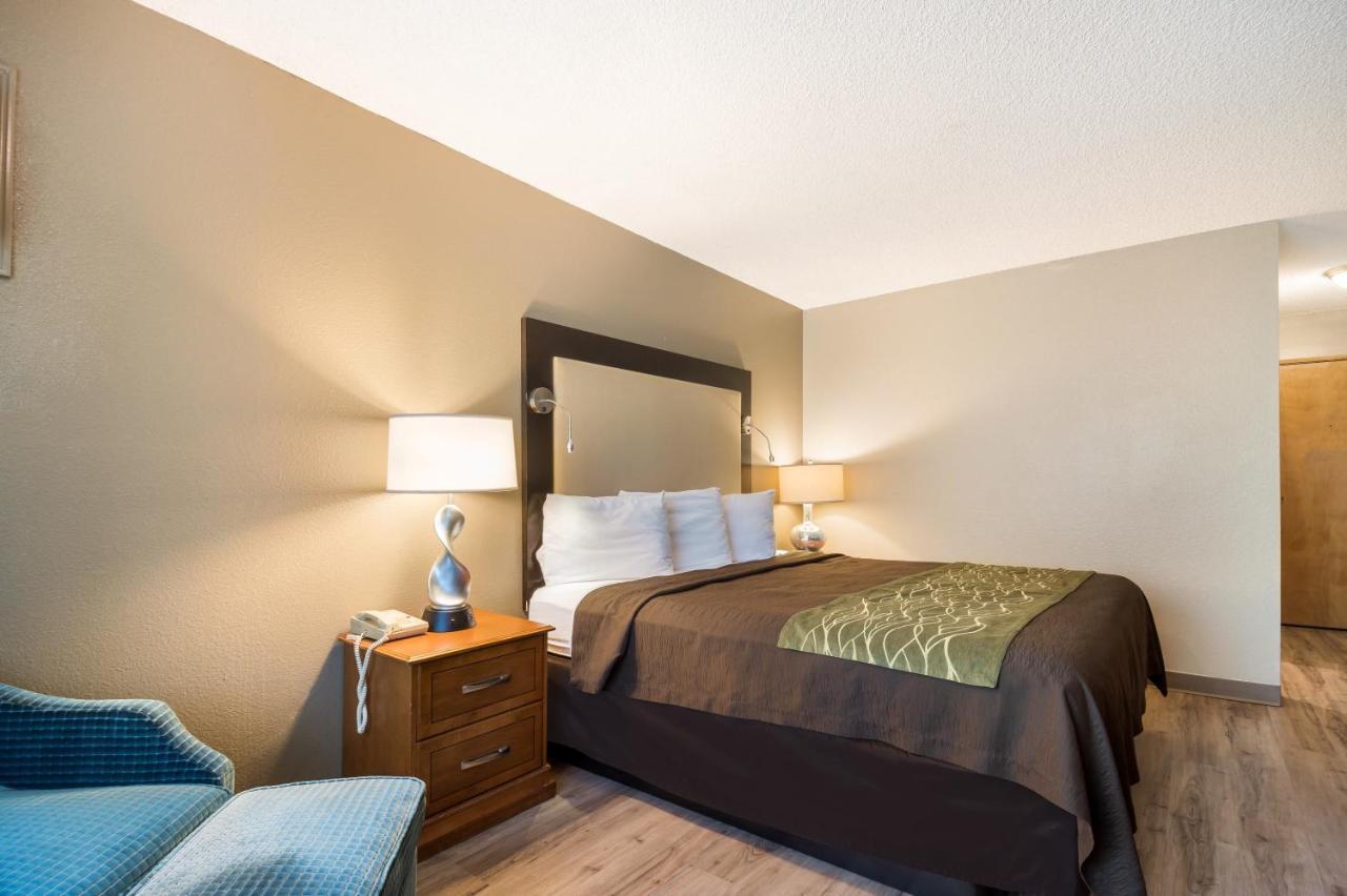 Rodeway Inn & Suites Hwy 217 & 26 W Portland Bagian luar foto