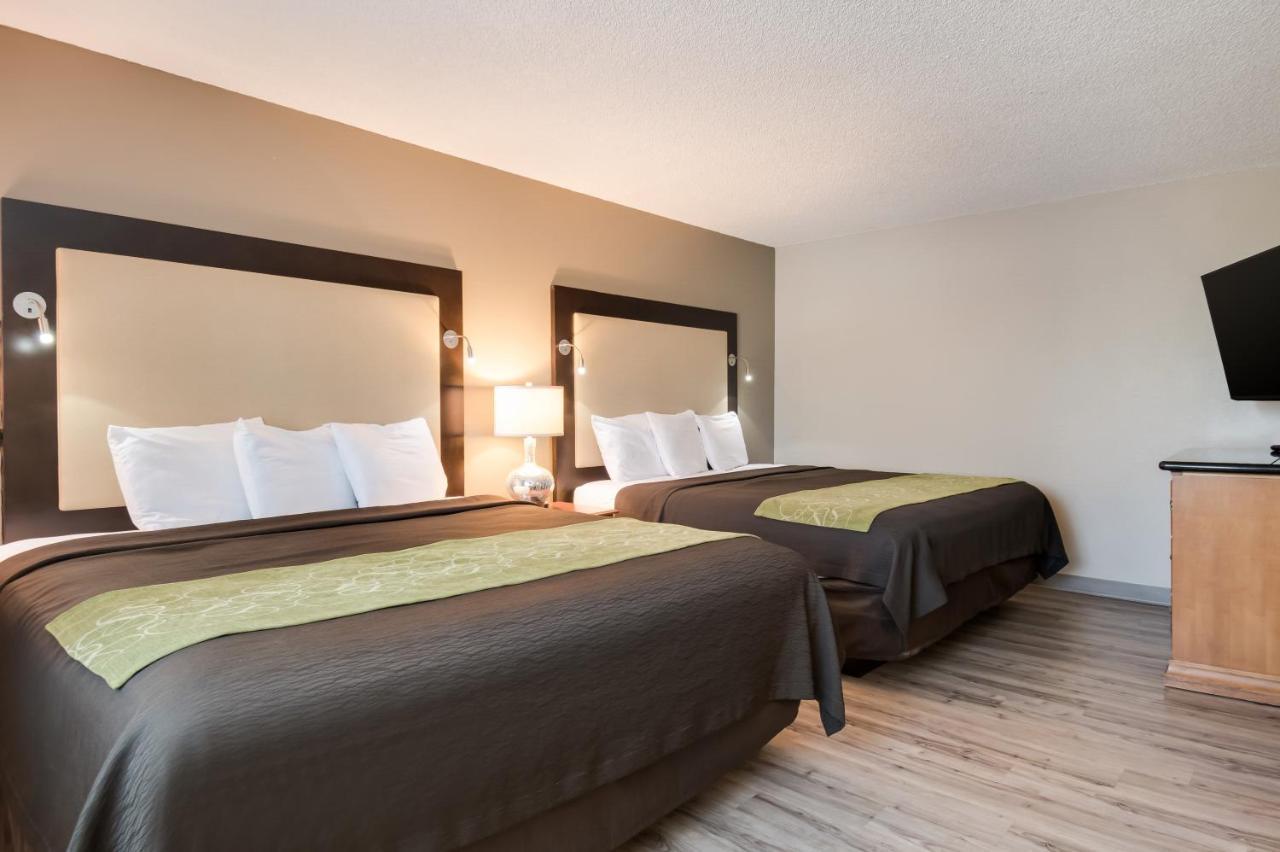 Rodeway Inn & Suites Hwy 217 & 26 W Portland Bagian luar foto