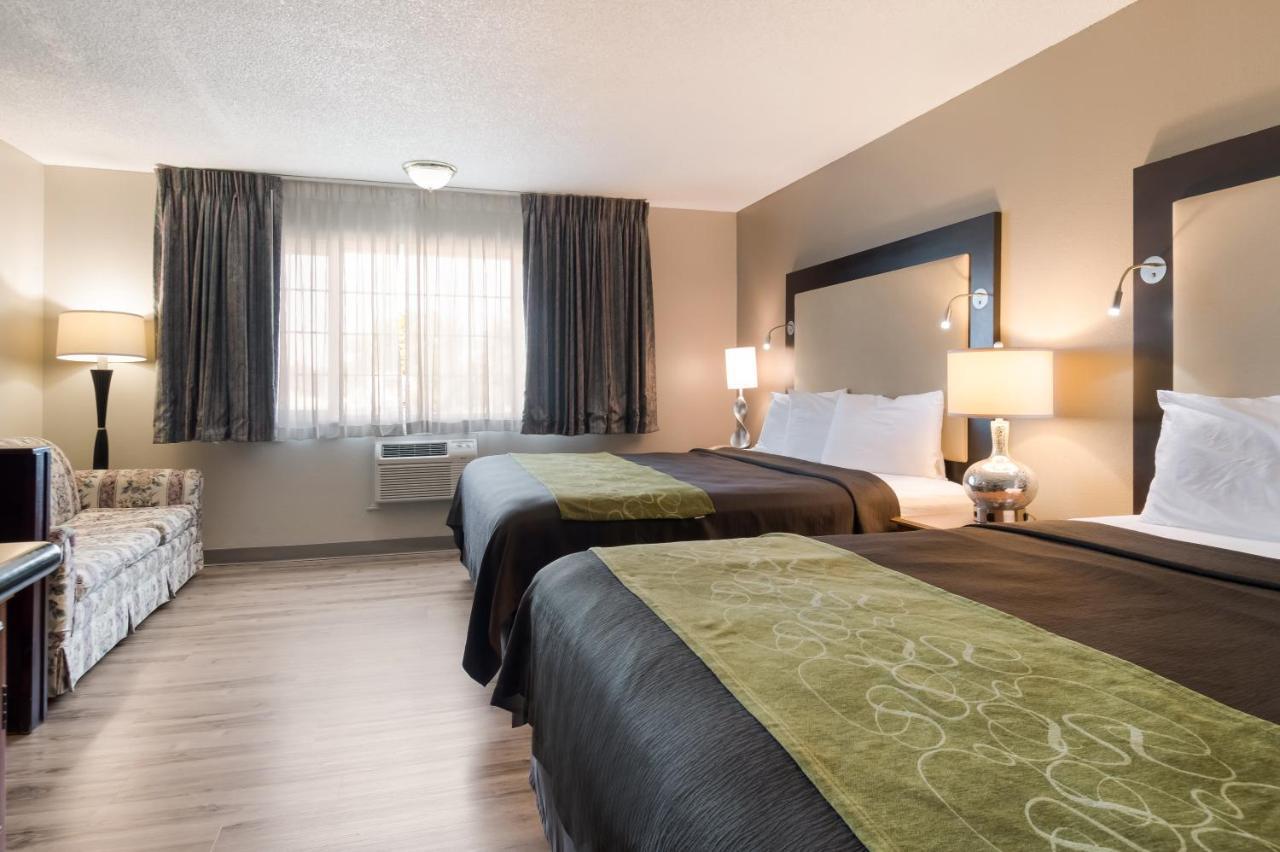 Rodeway Inn & Suites Hwy 217 & 26 W Portland Bagian luar foto