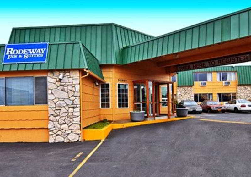 Rodeway Inn & Suites Hwy 217 & 26 W Portland Bagian luar foto